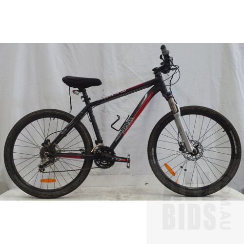 Mongoose Tyax Elite 24 Speed Mountain Bike