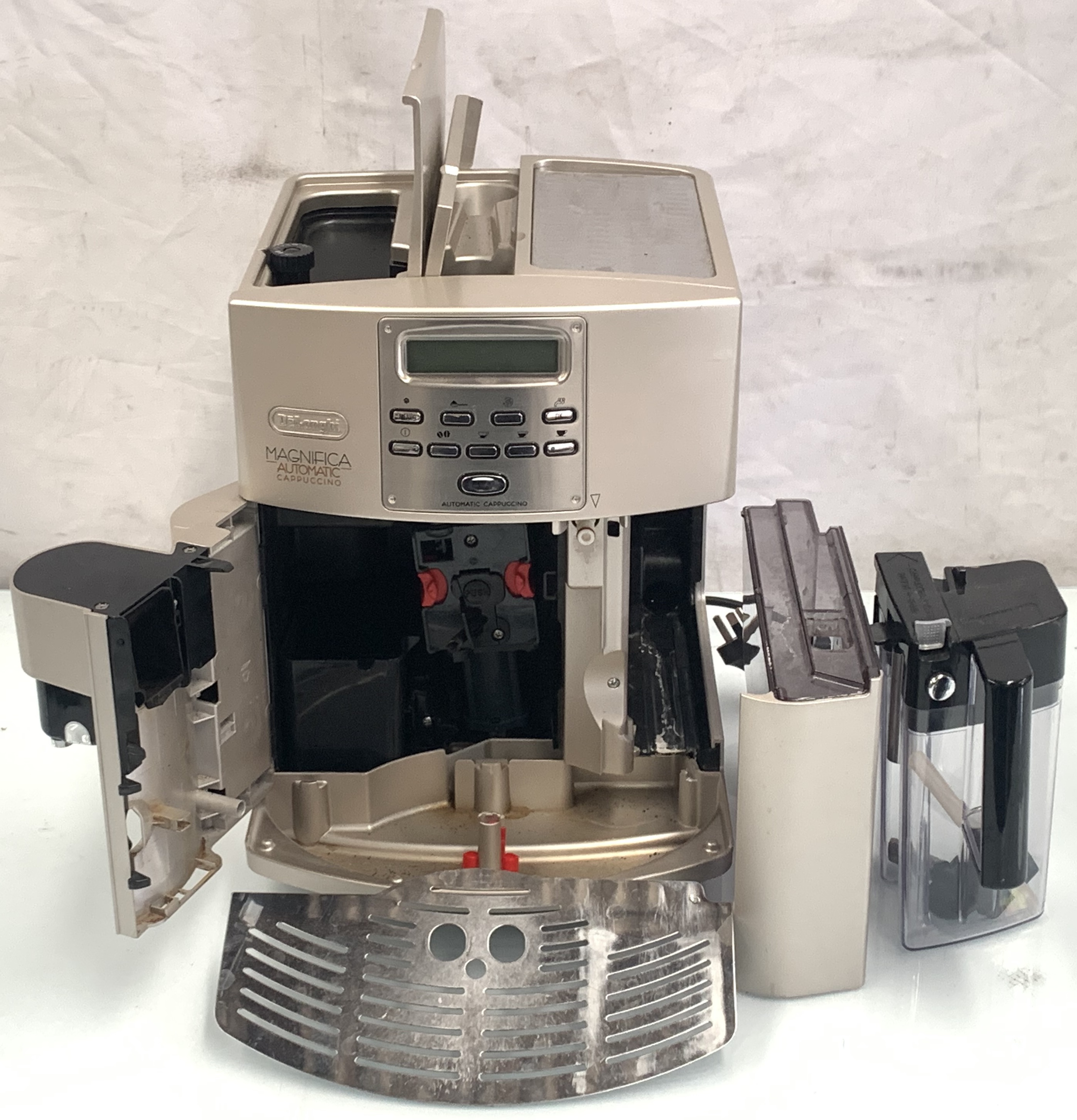 DeLonghi Magnifica ESAM 3500 Automatic Lot 1372940 ALLBIDS