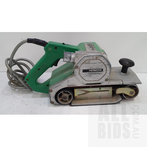 Hitachi 950 Watt Electric Belt Sander