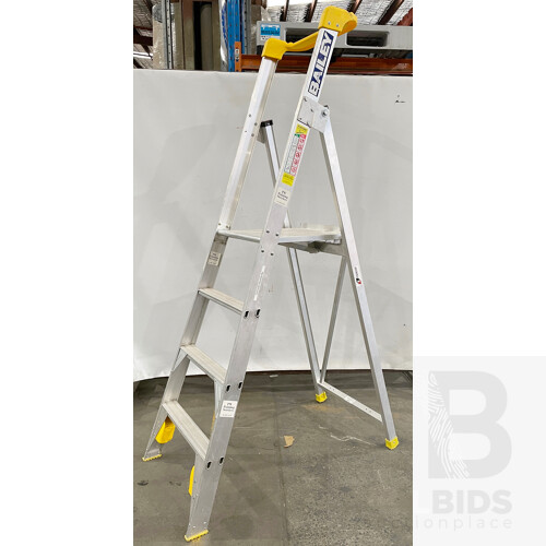 Bailey Professional Ladder 150 kg 4 Step