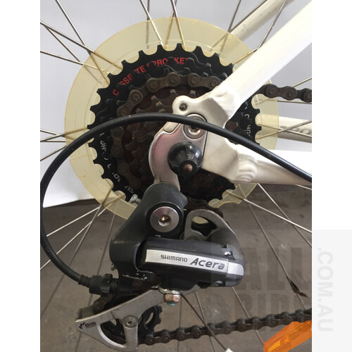 Apollo Allure Hybrid Bike