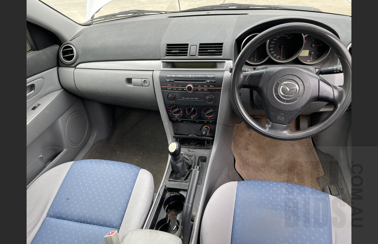 3/2004 Mazda Mazda3 NEO BK 5d Hatchback Silver  2.0L