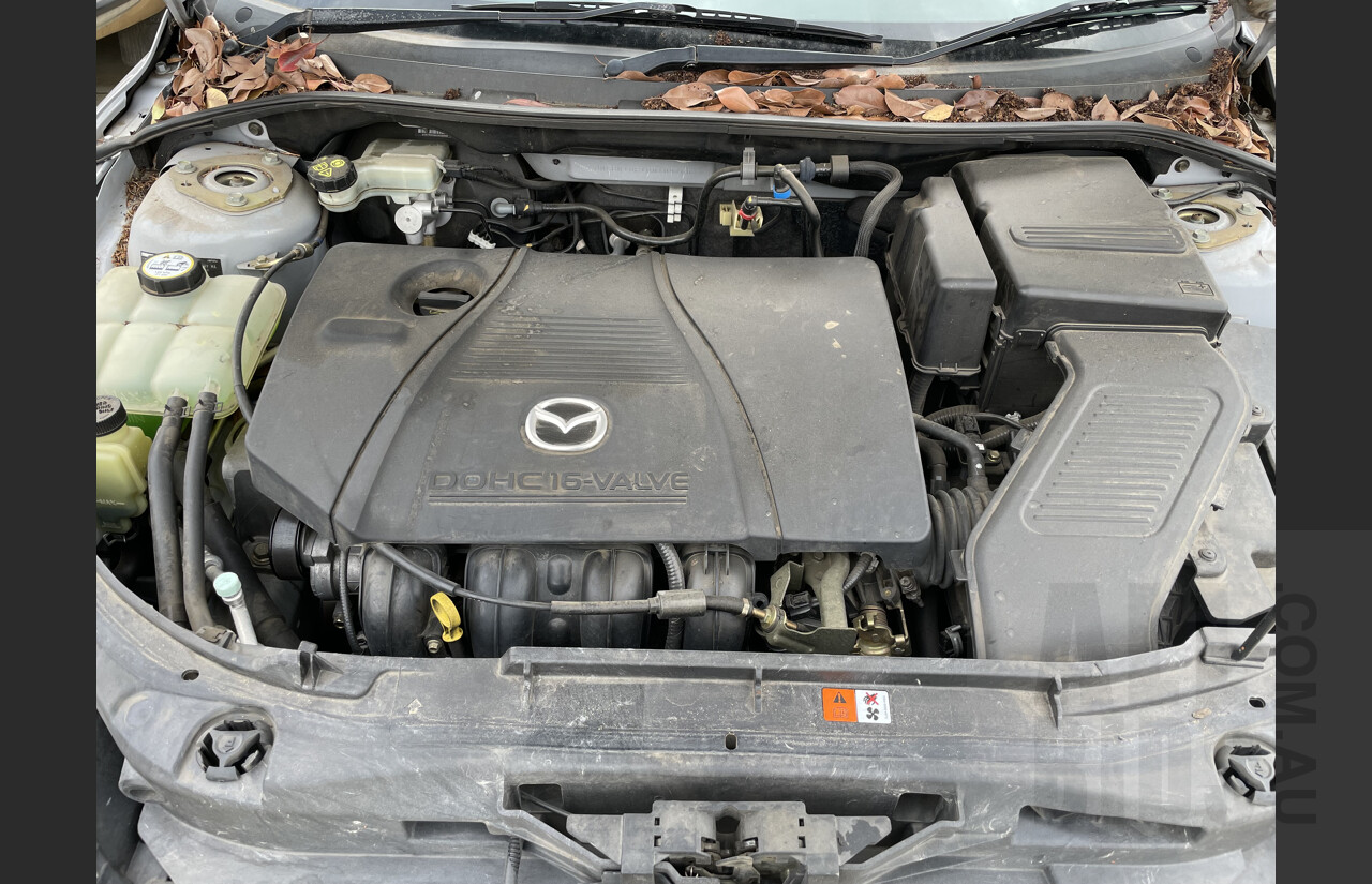 3/2004 Mazda Mazda3 NEO BK 5d Hatchback Silver  2.0L