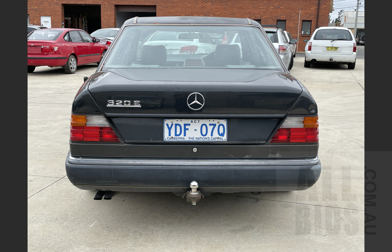 2/1993 Mercedes-Benz 320E  4d Sedan Grey 3.2L