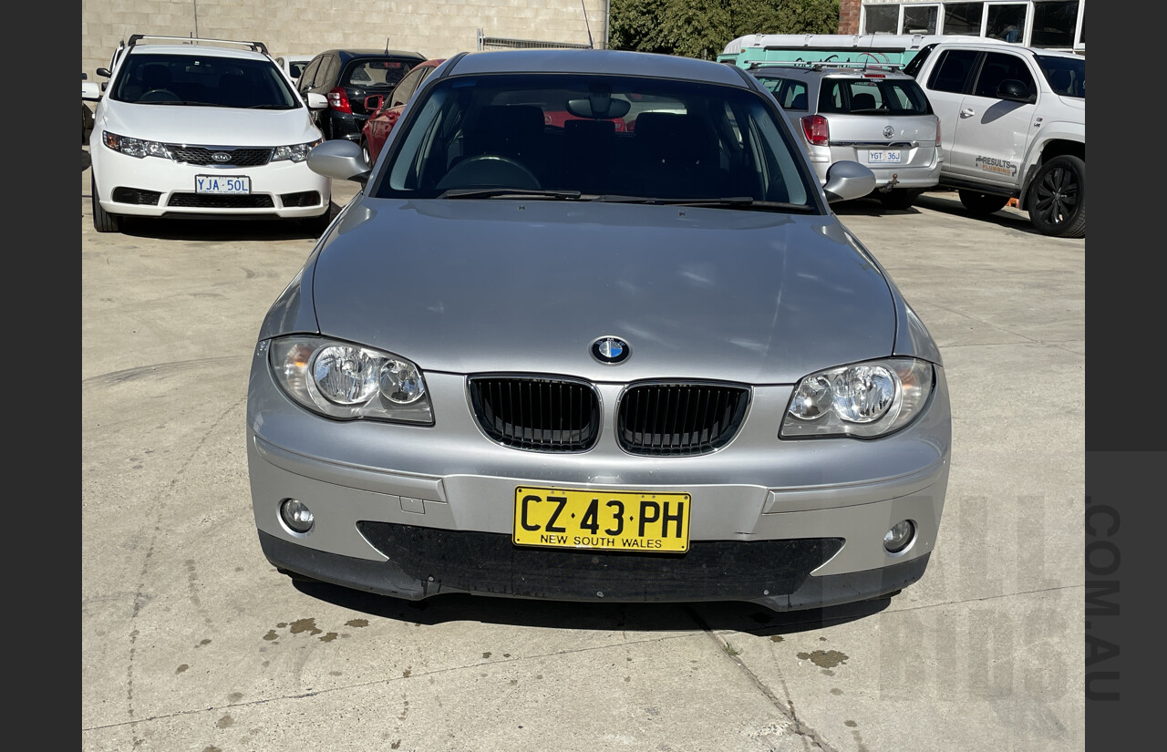 2/2005 Bmw 118i E87 5d Hatchback Silver  2.0L