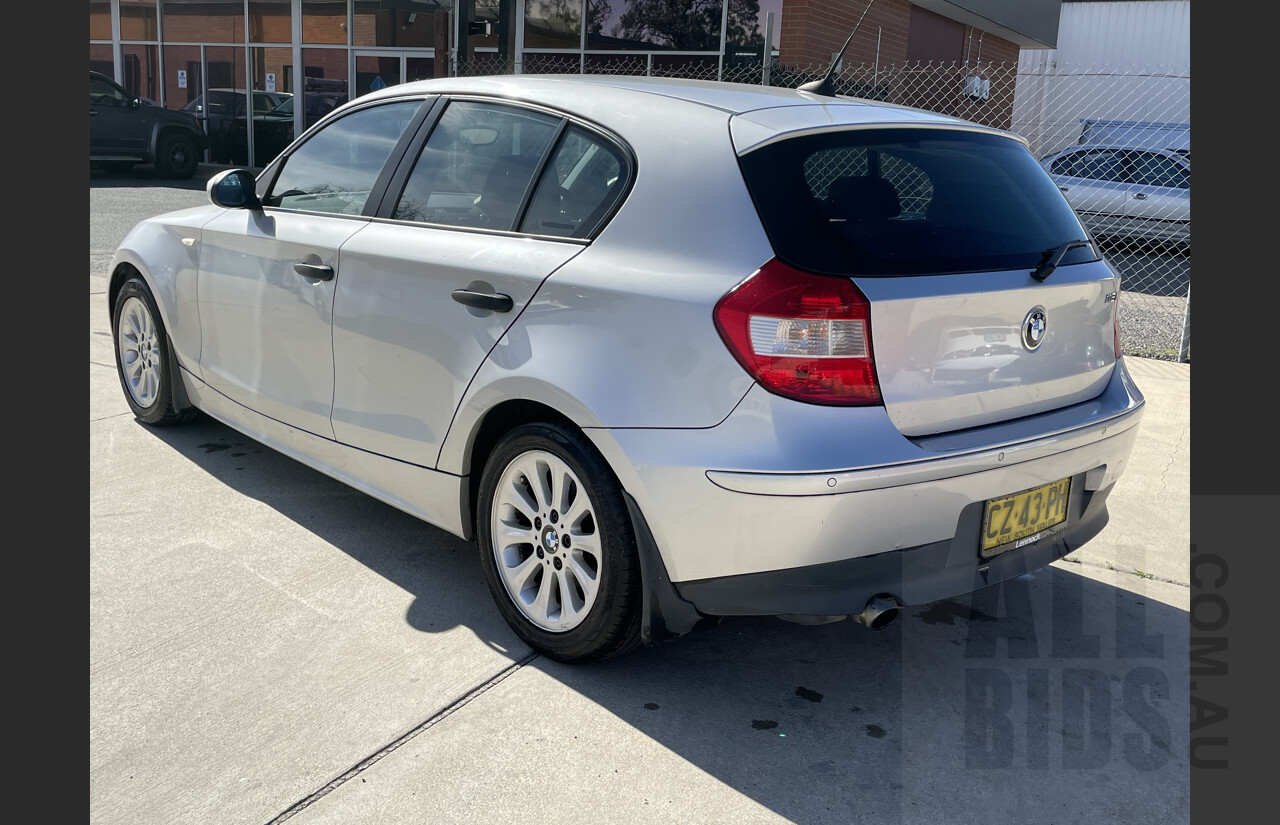 2/2005 Bmw 118i E87 5d Hatchback Silver  2.0L