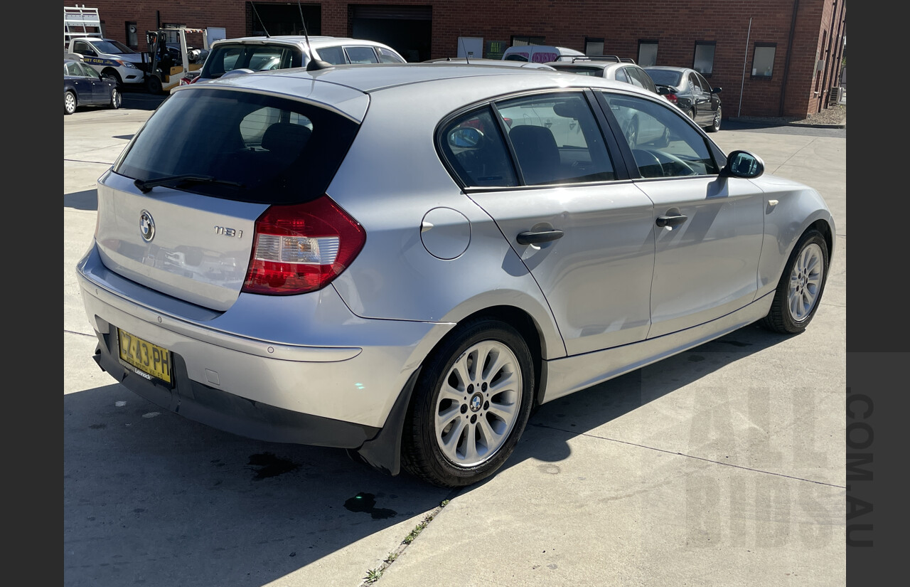 2/2005 Bmw 118i E87 5d Hatchback Silver  2.0L