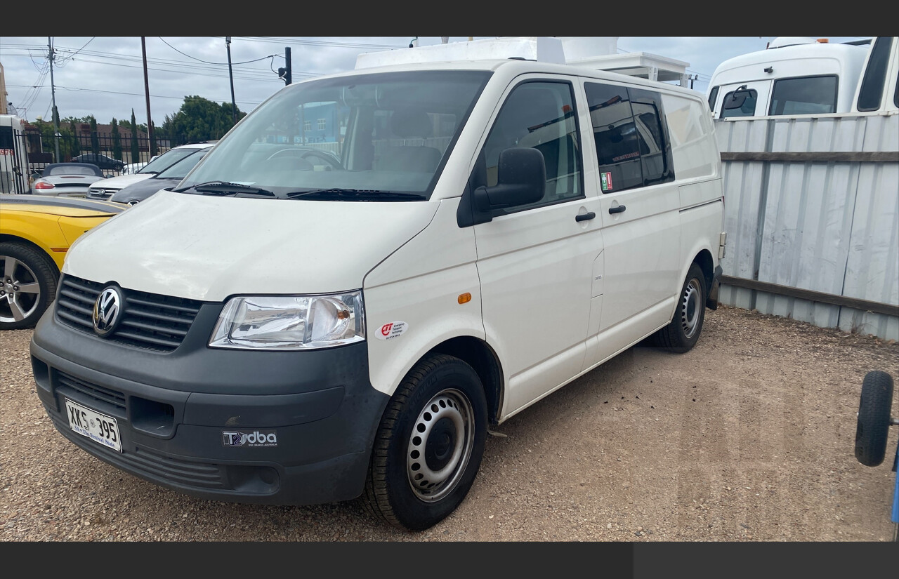 8/2006 Volkswagen Transporter (SWB) T5 Van White 2.5L Turbo Diesel