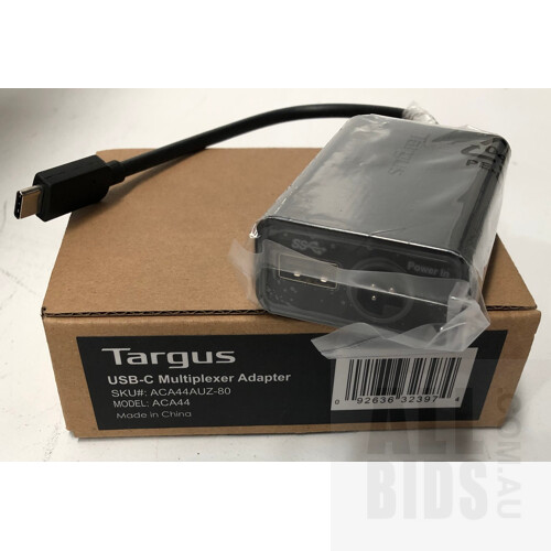 Targus (ACA44) USB-C Multiplexer Adapter - Lot of 50