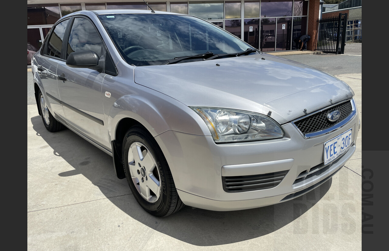 1/2006 Ford Focus CL LS 4d Sedan Silver 2.0L