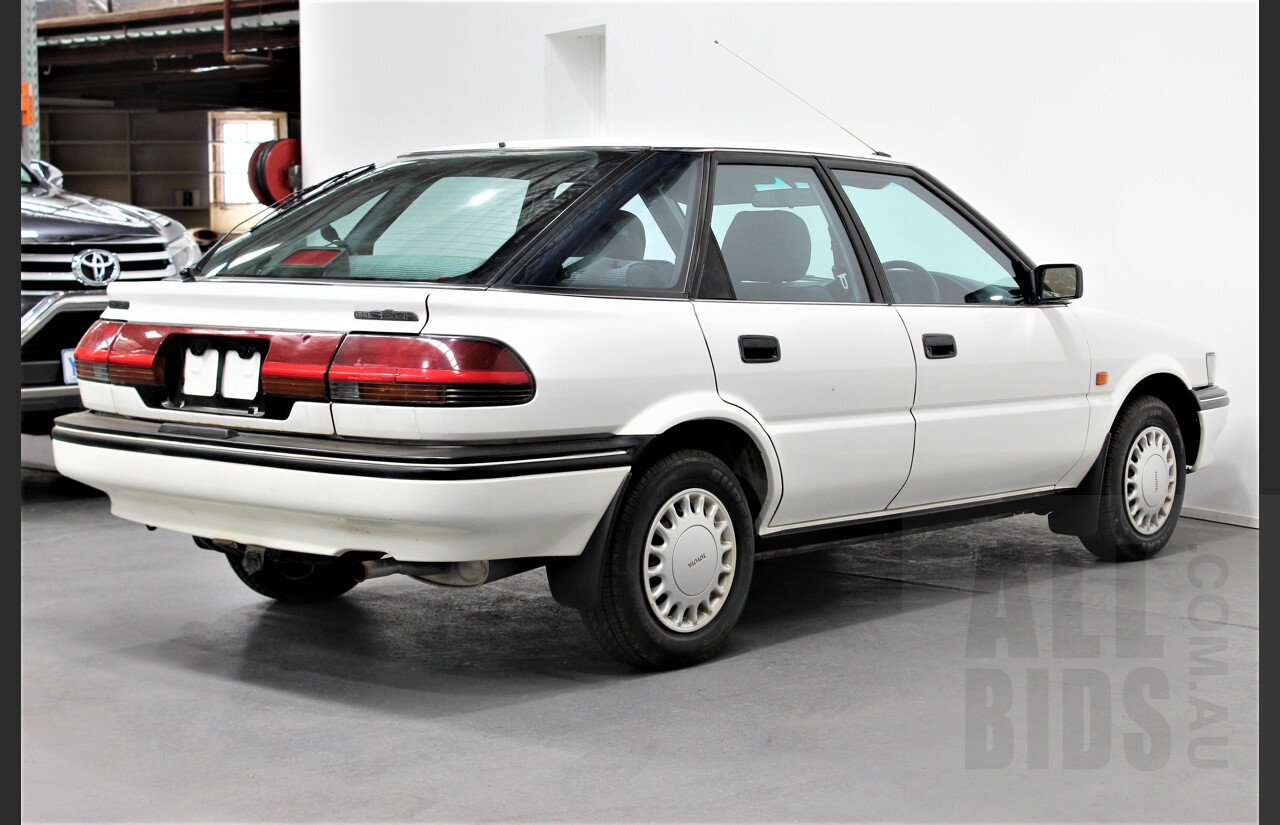 10/1991 Toyota Corolla CSi SECA AE94 5d Liftback White 1.6L Low 57,000ks