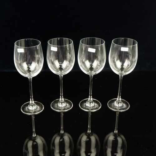 Set of Four Royal Doulton Wine Glasses with Royal Doulton Carafe