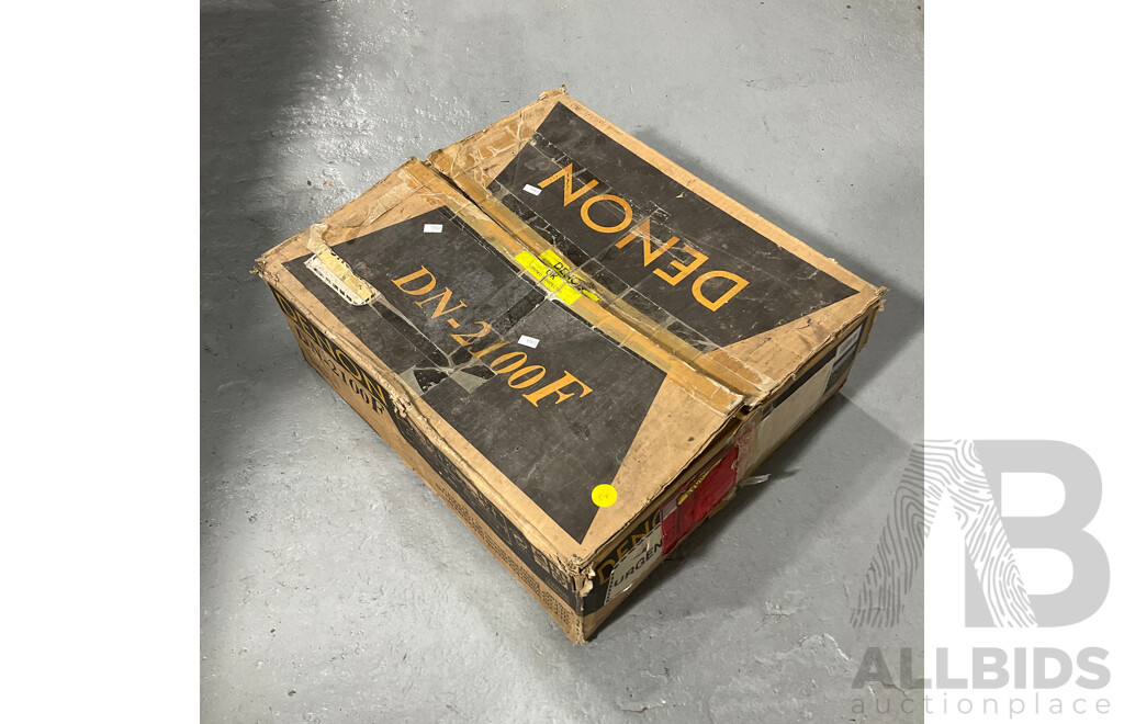 Denon DN-2100F Double CD Player in Original Box, Evidence of Rust