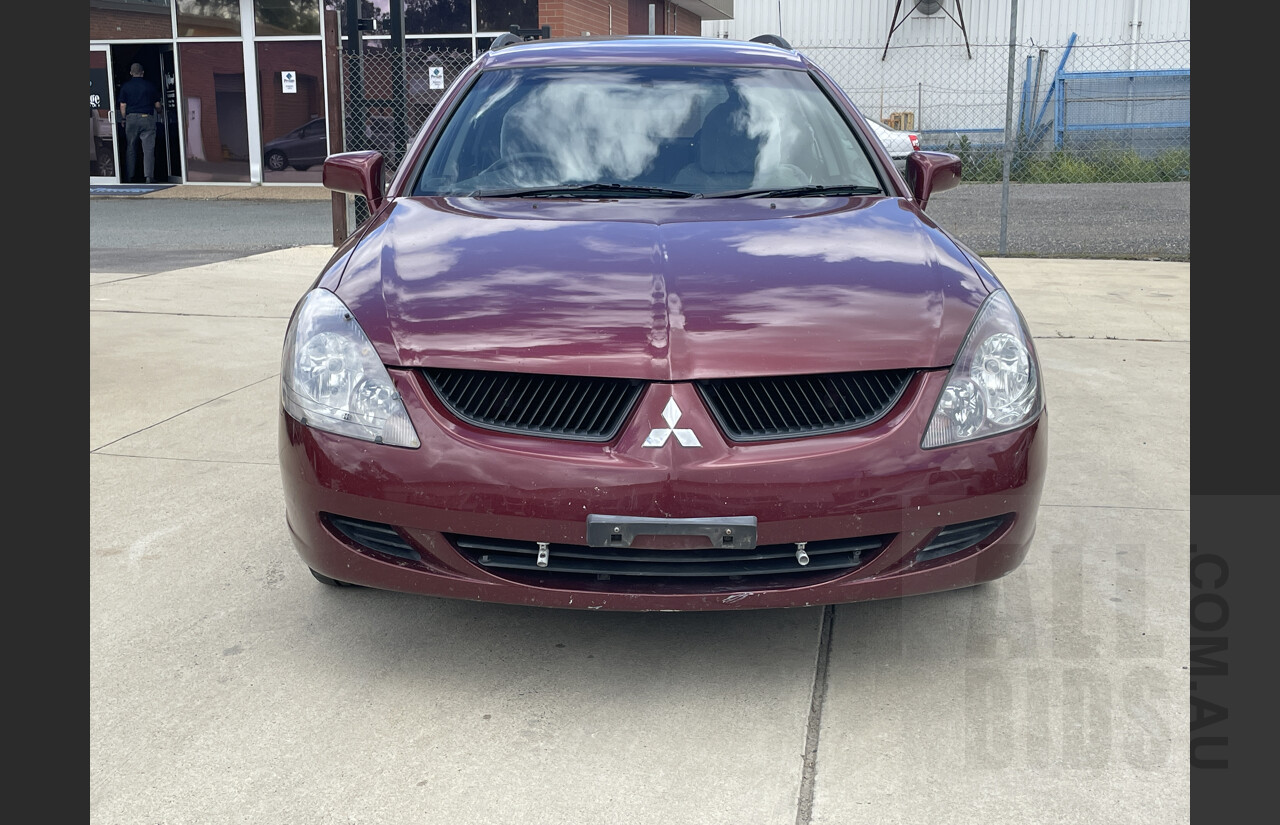 10/2004 Mitsubishi Magna LS TW SERIES II 4d Wagon Red 3.5L