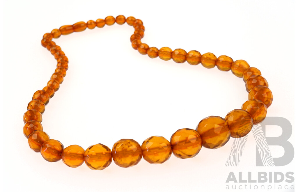 Vintage Graduating Strand of Amber Beads