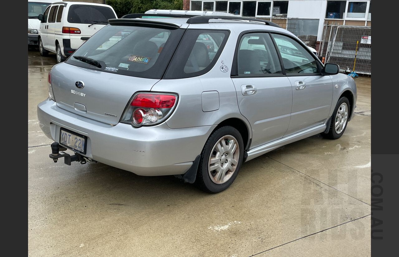 9/2005 Subaru Impreza 2.0i (awd) MY06 5d Hatchback Silver  2.0L