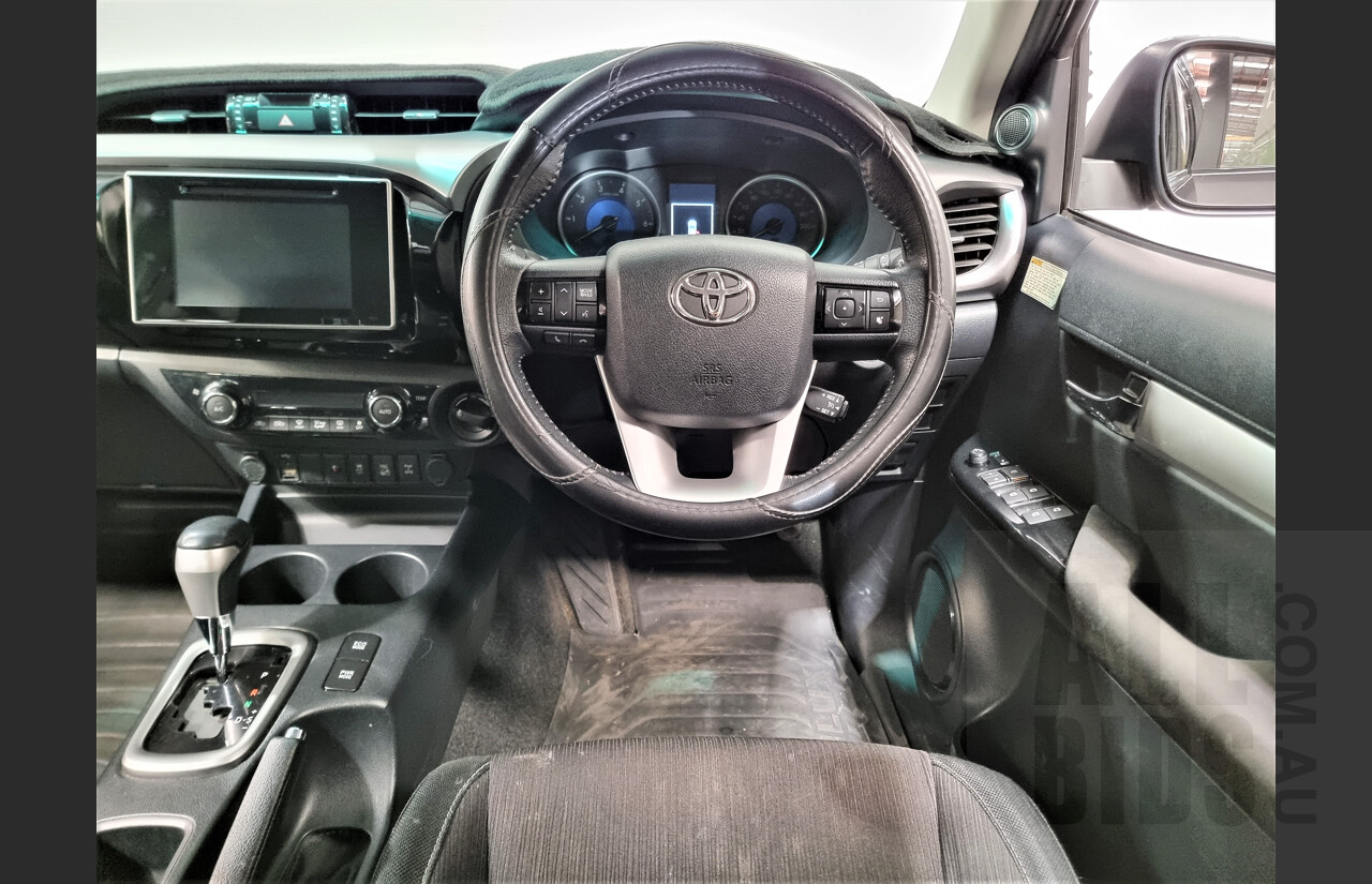 8/2017 Toyota Hilux SR5 (4x4) GUN126R Dual Cab Utility Gunmetal 2.8L Turbo Diesel
