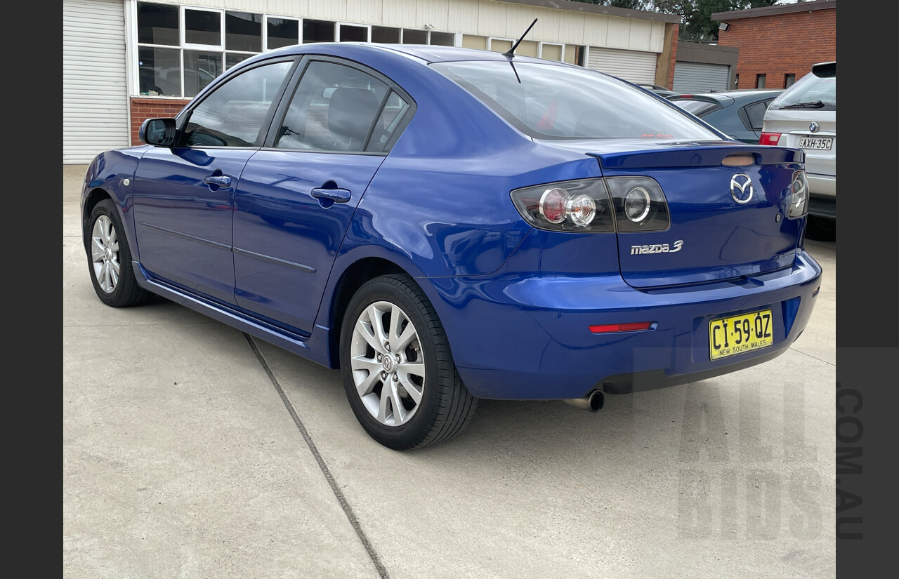 11/2006 Mazda Mazda3 MAXX Sport BK MY06 UPGRADE 4d Sedan Blue 2.0L