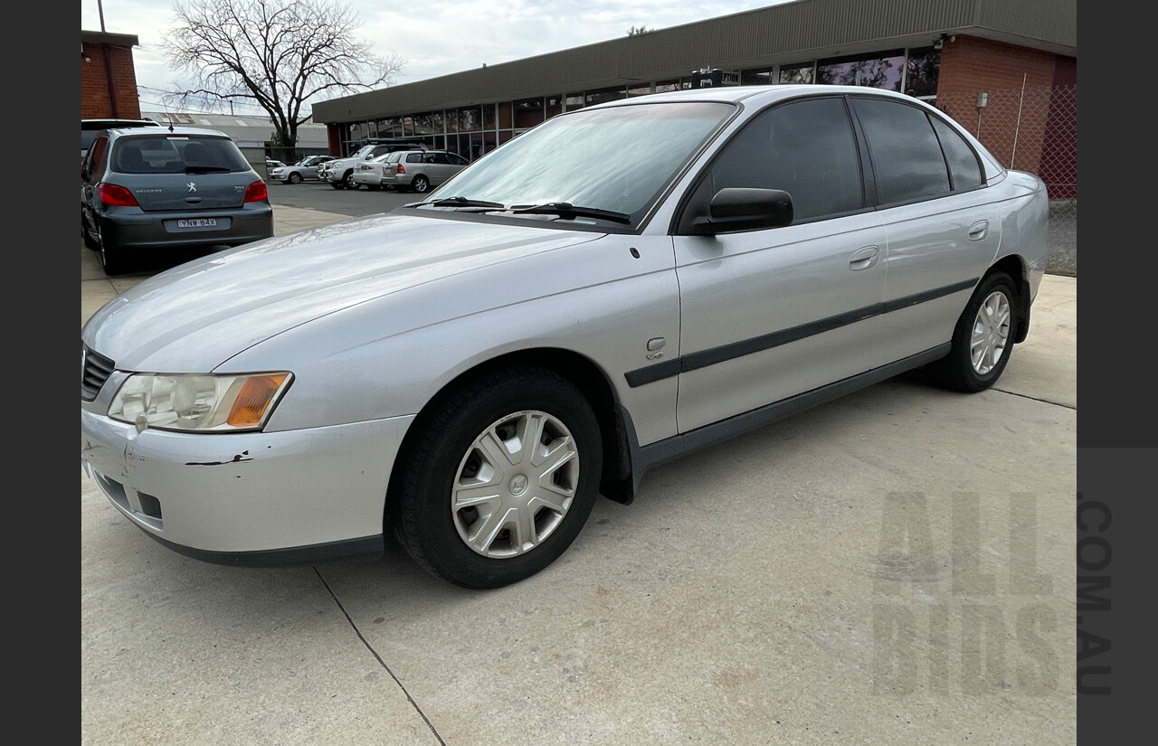 10/2003 Holden Commodore  VY 4d Sedan Silver 3.8L