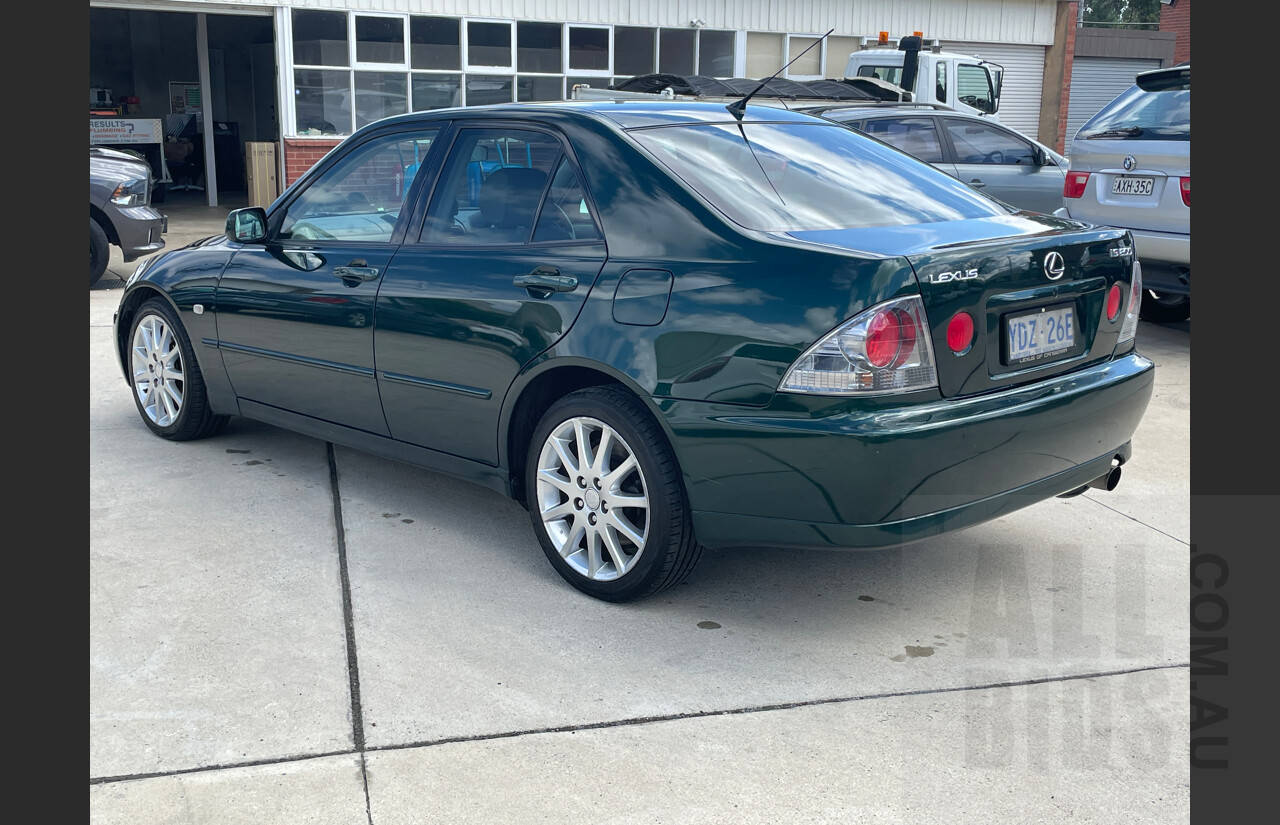 5/2005 Lexus Is200 Sports Luxury GXE10R 4d Sedan Green 2.0L