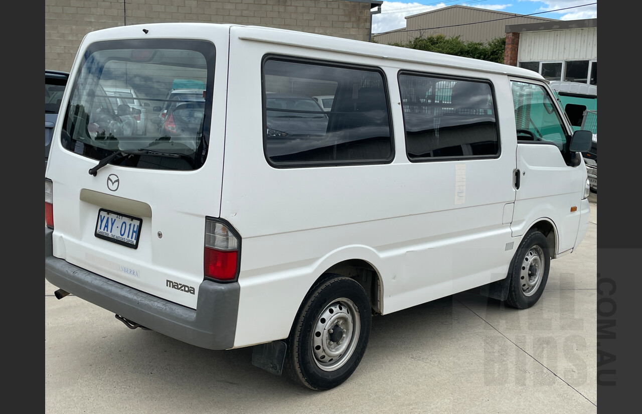 2/2000 Mazda E2000 (swb) SH92 Van White 2.0L