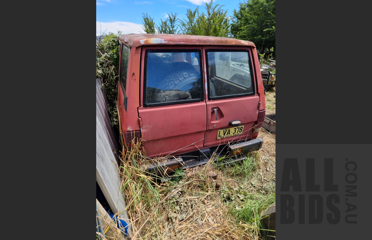 1/1981 Nissan Patrol 160 Deluxe (4x4) 4d Wagon Red 2.8L Turbo Diesel