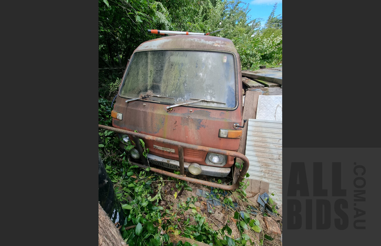 4/1981 Mazda E1600 1.6L Long Body Van Red - Project Vehicle