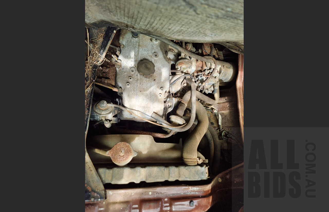 4/1981 Mazda E1600 1.6L Long Body Van Red - Project Vehicle