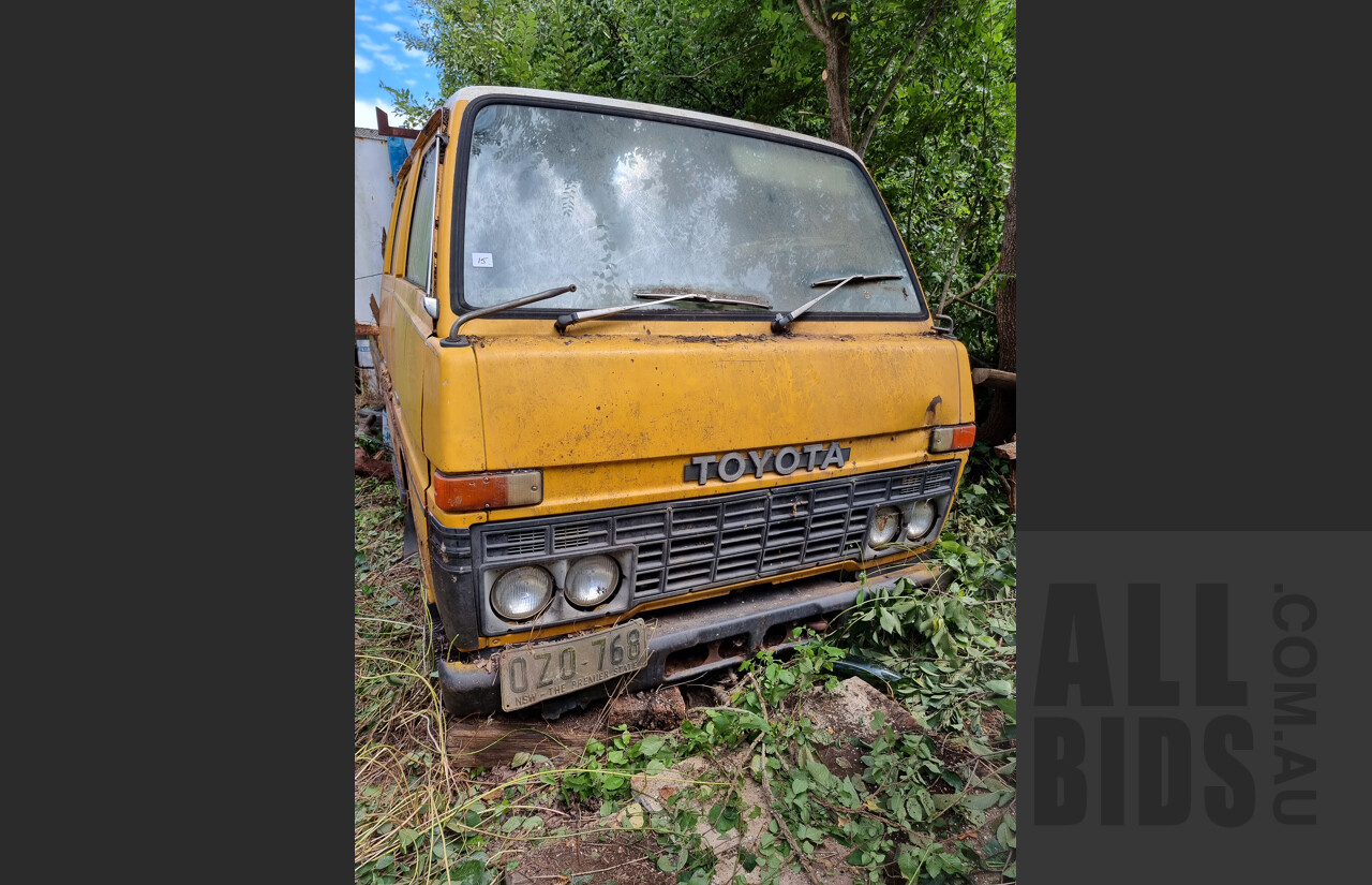 1981 Toyota Dyna Crewcab Utility 4dr Trayback - Yellow 1.6L