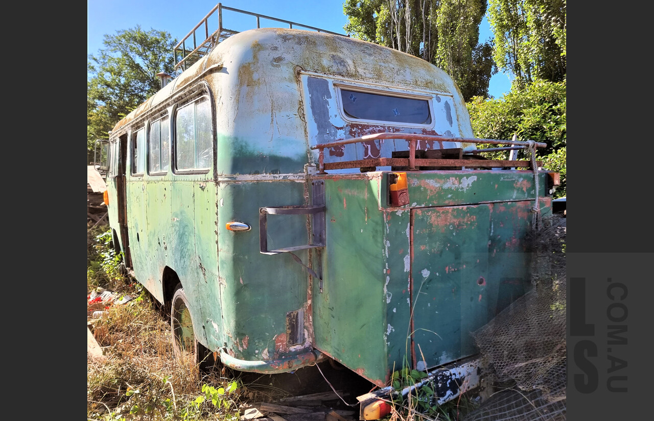 Circa 1950's BMC 345FG 4x4 Bus / Motorhome  - Project Vehicle
