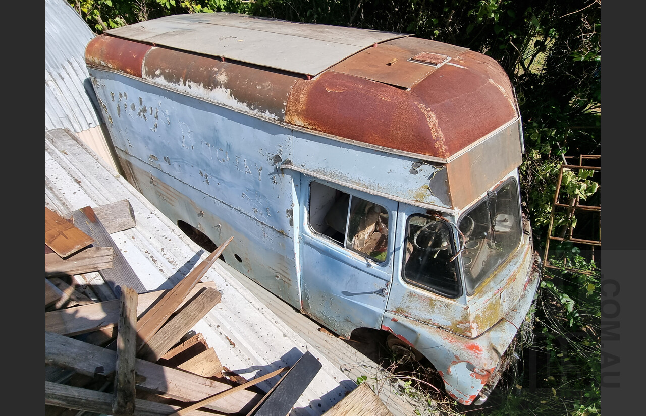 Circa 1950's Morris LD Mk1 'Vicky's Butchery' Van - Project Vehicle