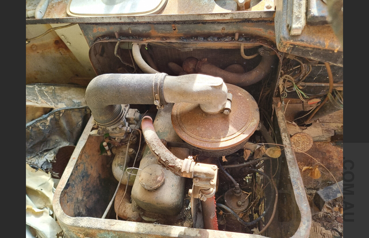 Circa 1950's Morris LD Mk1 'Vicky's Butchery' Van - Project Vehicle