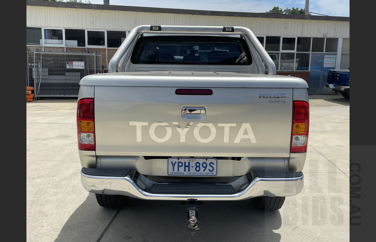 2/2010 Toyota Hilux SR5 (4x4) KUN26R Dual Cab P/up Silver  3.0L