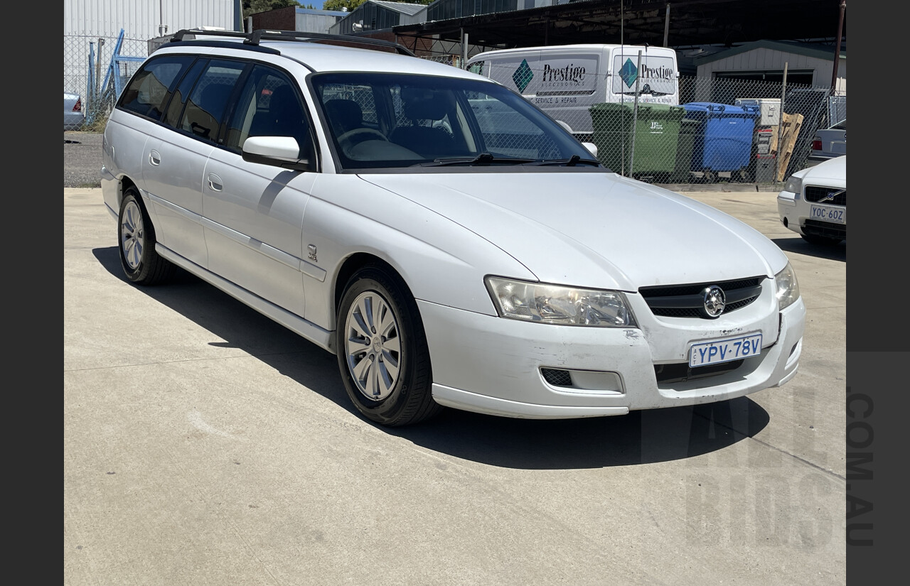 4/2005 Holden Commodore Acclaim VZ 4d Wagon White 3.6L