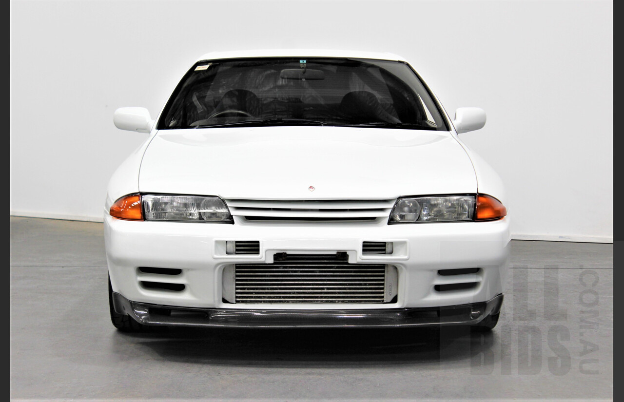 1/1994 Nissan Skyline R32 GT-R Series 3 2d Coupe 326 Crystal White 2.6L Twin Turbo