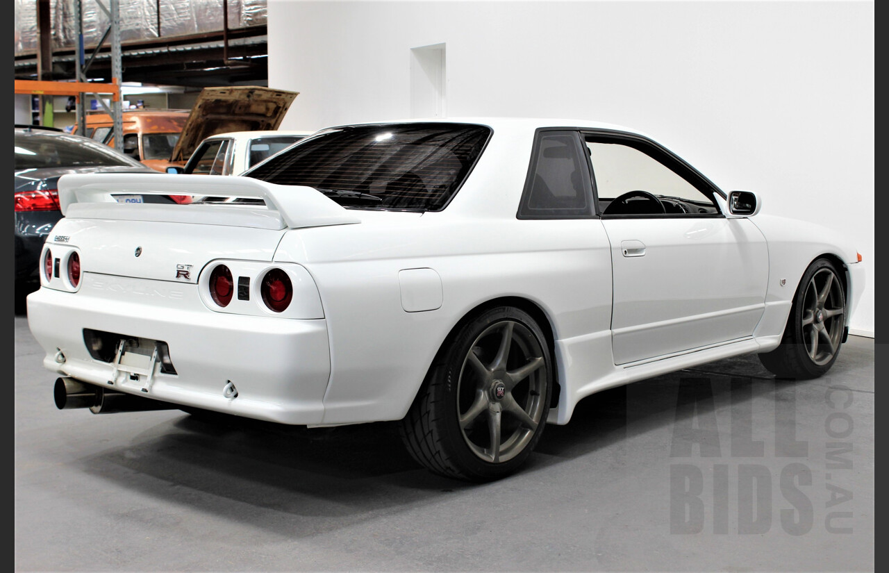 1/1994 Nissan Skyline R32 GT-R Series 3 2d Coupe 326 Crystal White 2.6L Twin Turbo