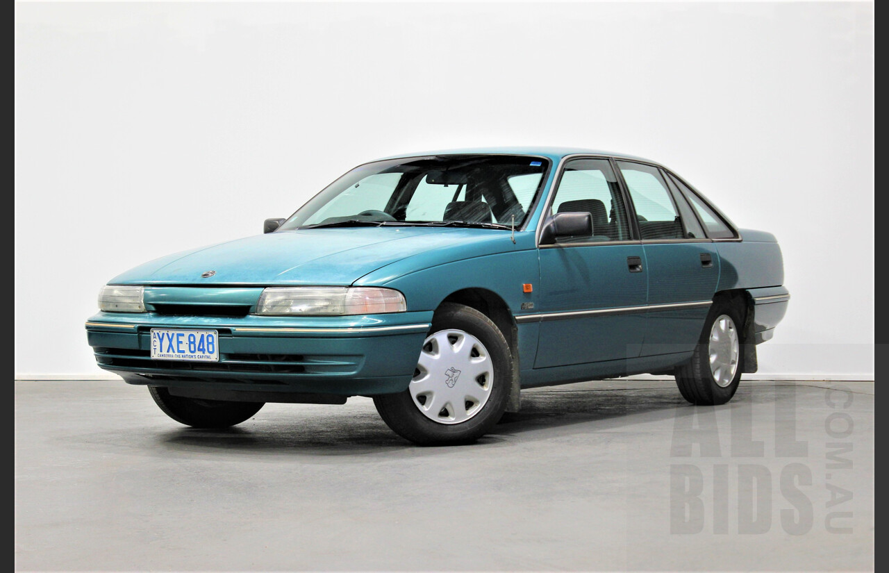 6/1993 Holden Commodore VP II Executive 4d Sedan Green 3.8L