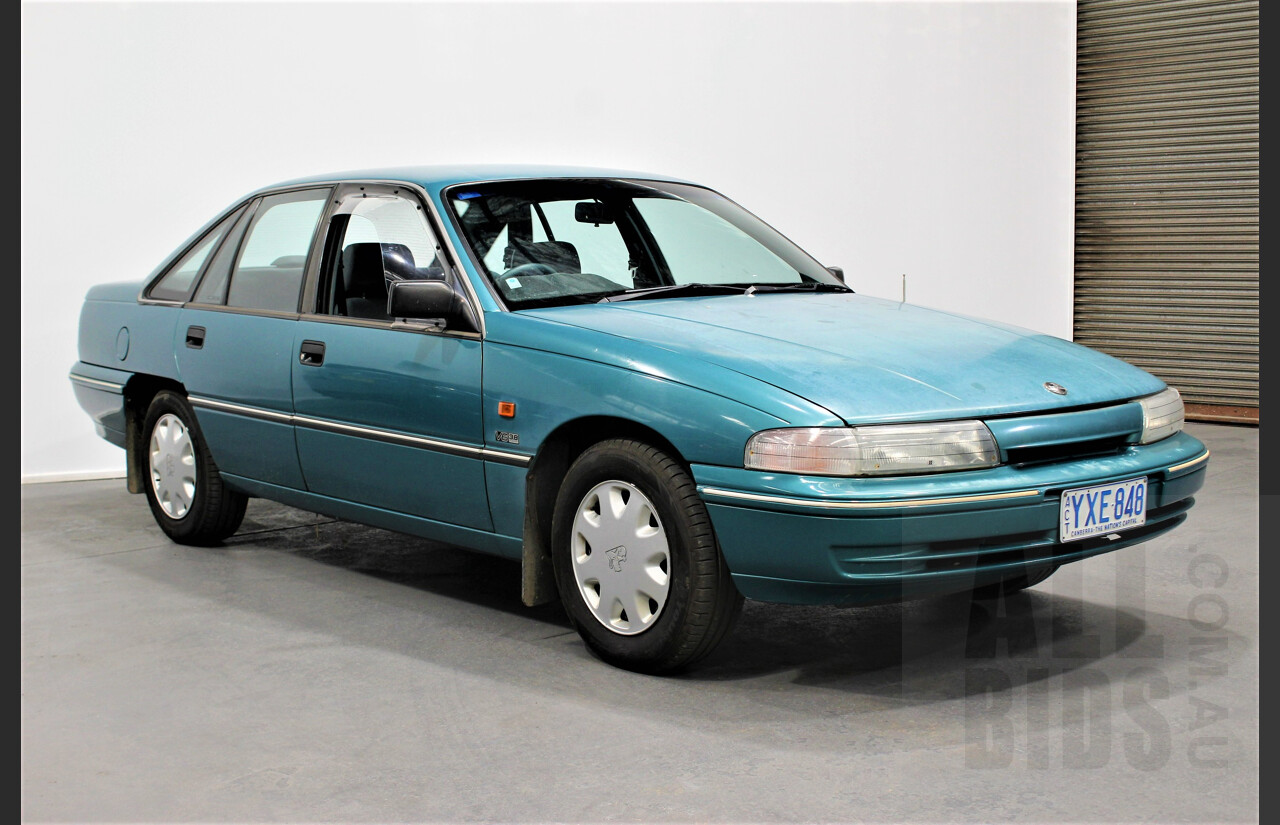 6/1993 Holden Commodore VP II Executive 4d Sedan Green 3.8L