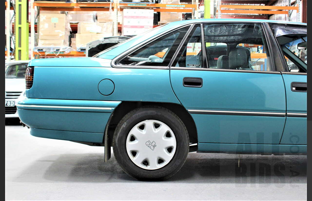 6/1993 Holden Commodore VP II Executive 4d Sedan Green 3.8L