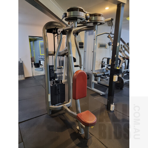 Matrix Rear Delt/Pec Fly Machine