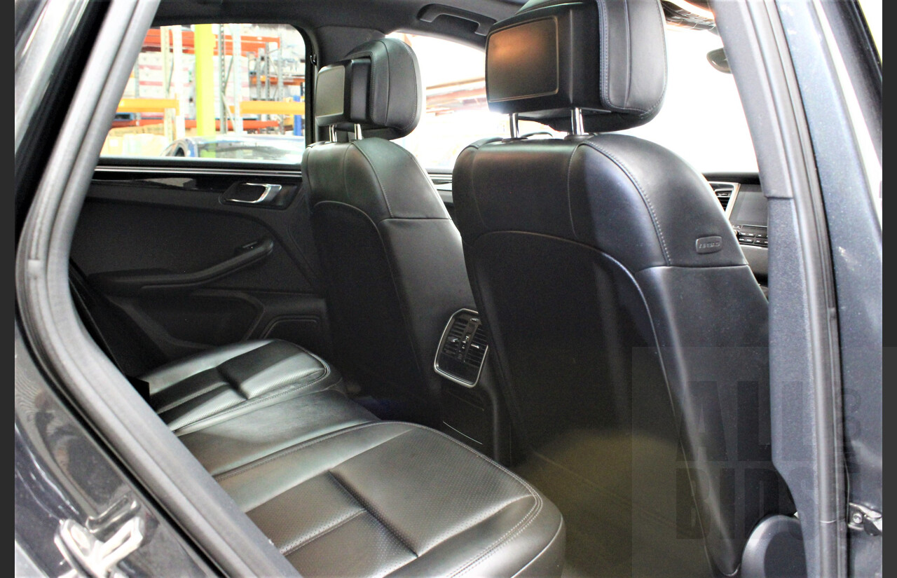 07/2016 Porsche Macan S Diesel MY16 4d Wagon Grey 3.0L Turbo Diesel
