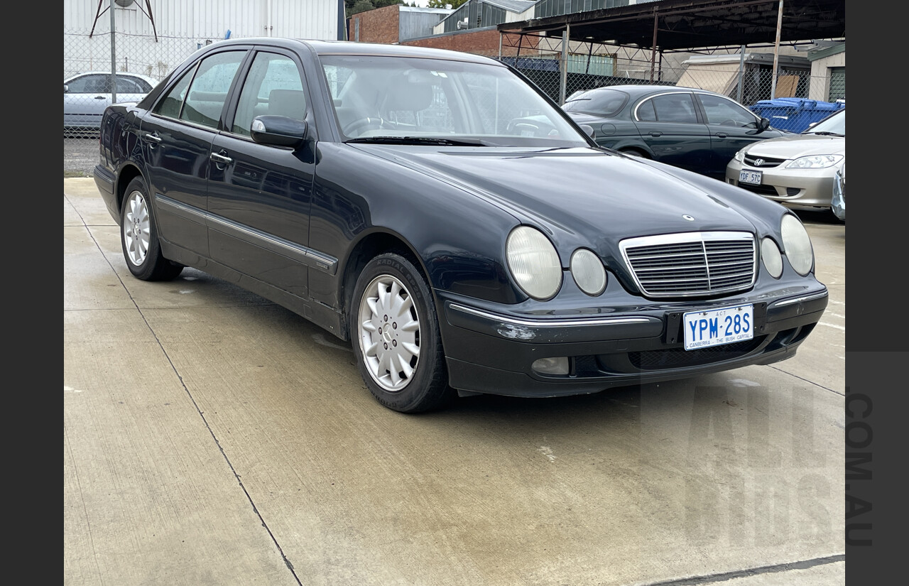 4/2001 Mercedes-Benz E200k Elegance W210 4d Sedan Blue 2.0L