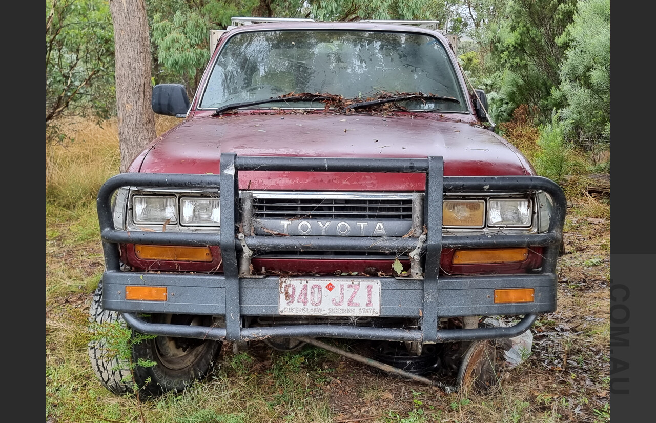 5/1994 Toyota Landcruiser (4x4) Extended Cab Trayback 4d Utility Maroon 4.5L - Project