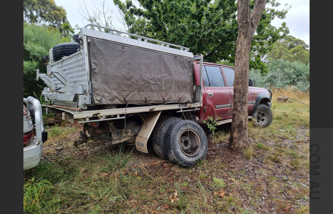 5/1994 Toyota Landcruiser (4x4) Extended Cab Trayback 4d Utility Maroon 4.5L - Project