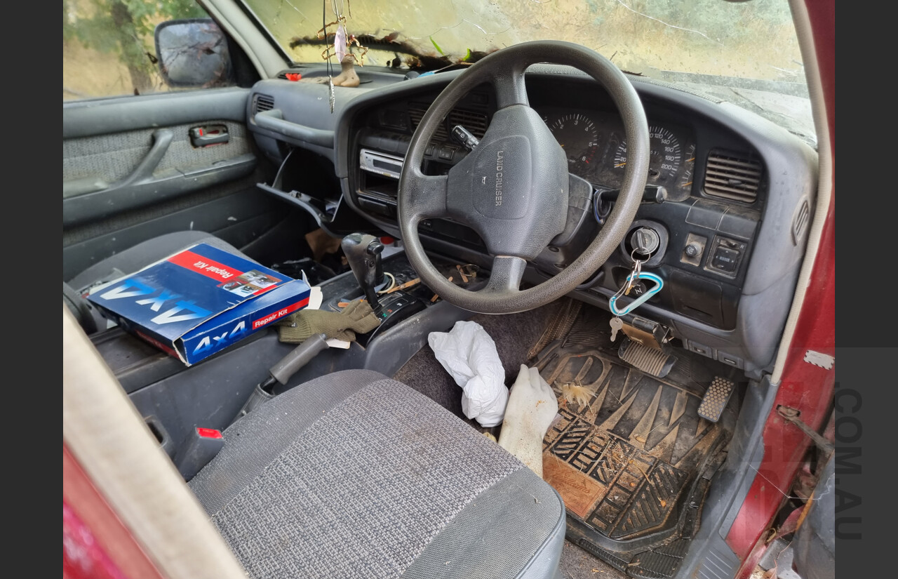 5/1994 Toyota Landcruiser (4x4) Extended Cab Trayback 4d Utility Maroon 4.5L - Project