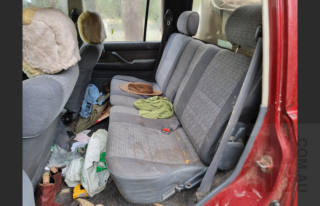 5/1994 Toyota Landcruiser (4x4) Extended Cab Trayback 4d Utility Maroon 4.5L - Project