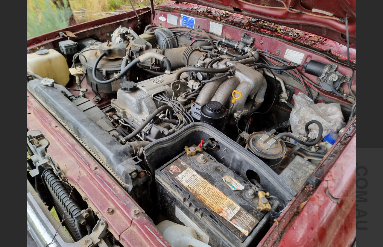 5/1994 Toyota Landcruiser (4x4) Extended Cab Trayback 4d Utility Maroon 4.5L - Project