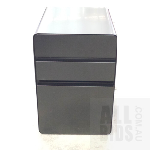 Otto Venturo Three Drawer Pedestal Unit - Ex Display