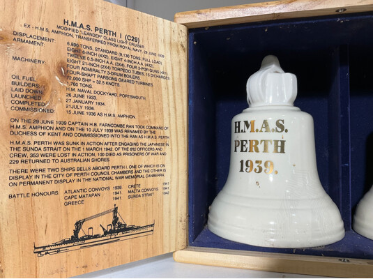 Ship's Bell : HMAS Perth