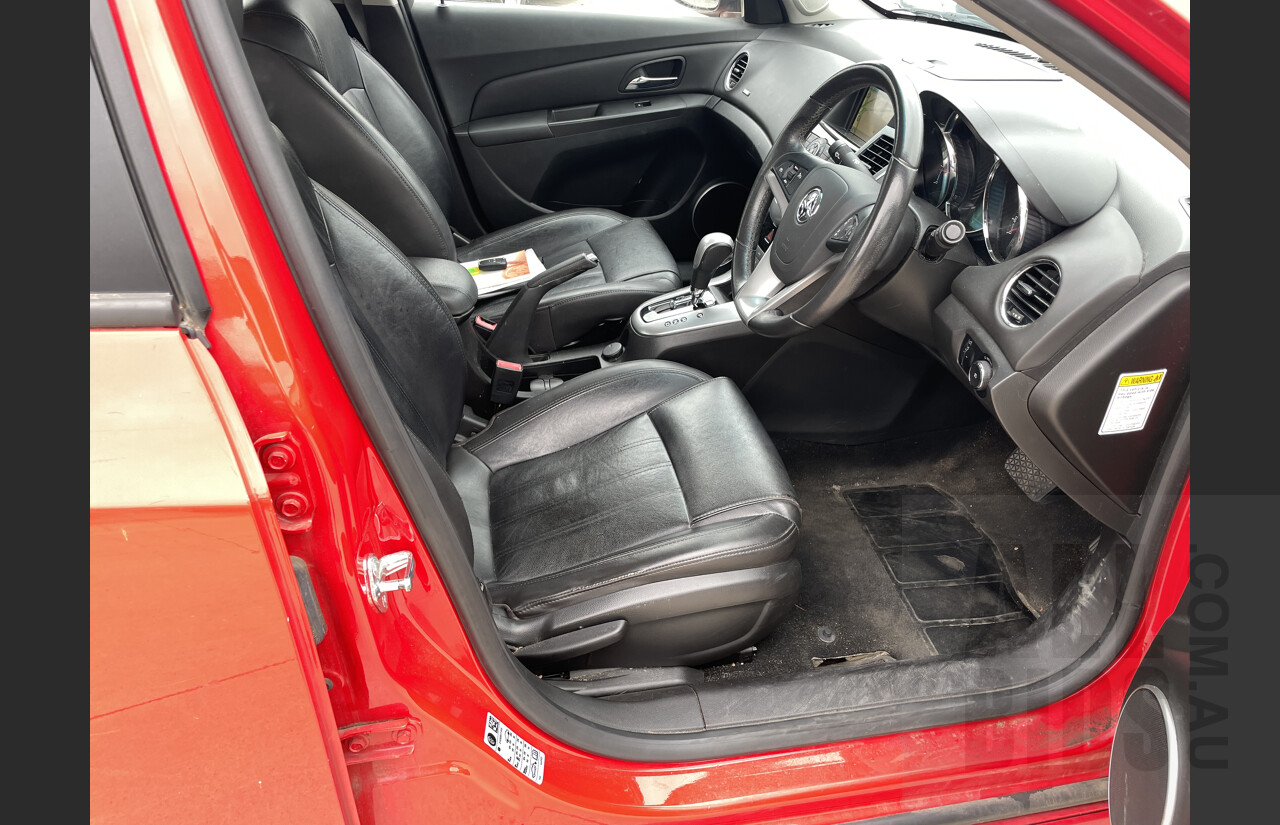 11/2012 Holden Cruze SRi V JH MY13 4d Sedan Red 1.4L
